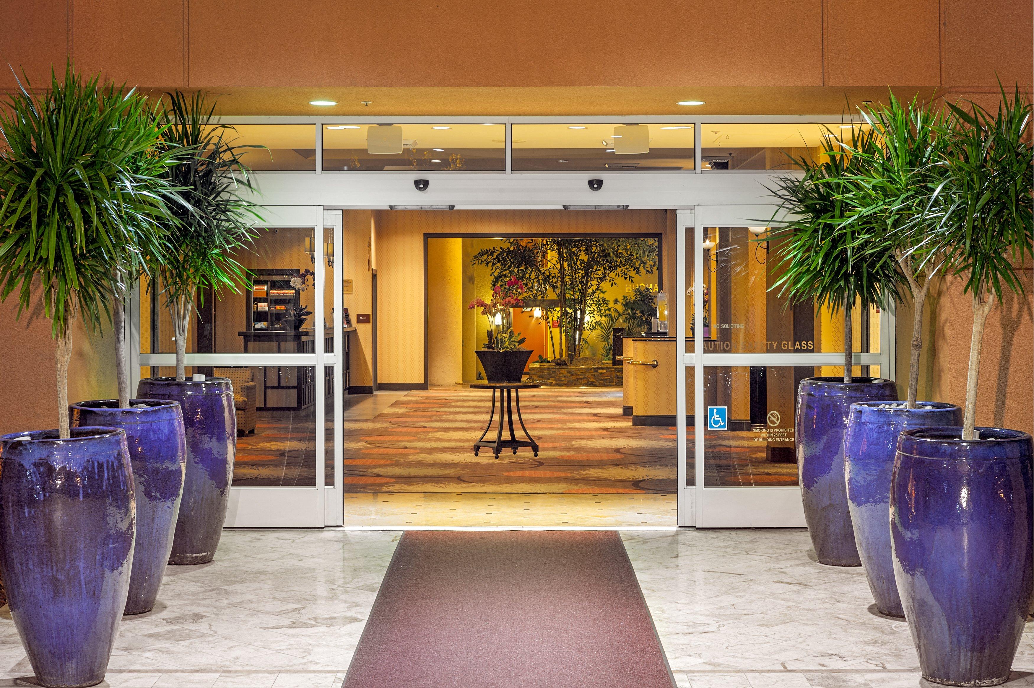 Concord Plaza Hotel Esterno foto